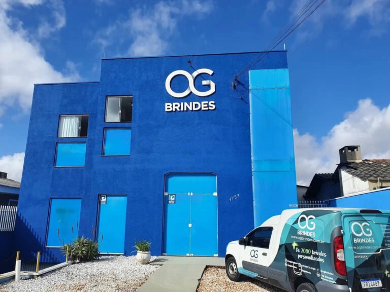 Fachada da BG Brindes em Curitiba fazendo história